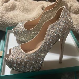 Beautiful Lauren Lorraine Kylie Nude Sparkle Heels